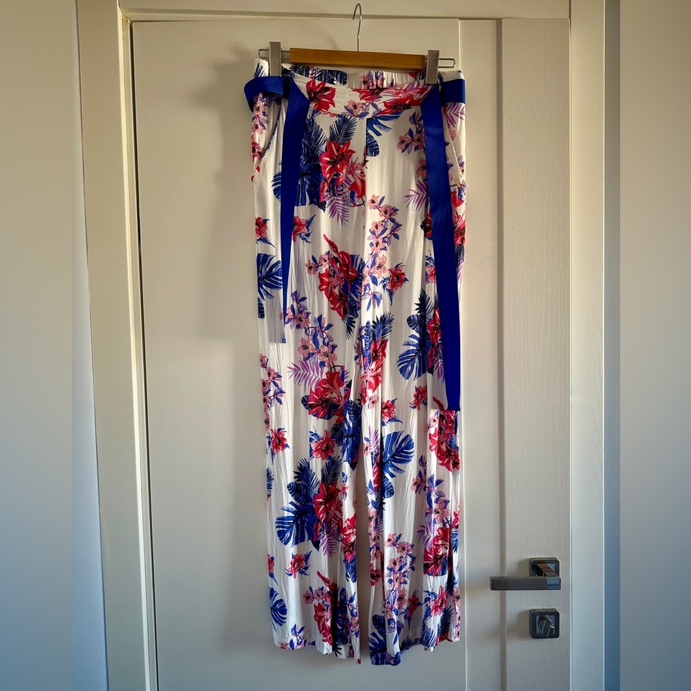 NWOT Gaudi beach pants size EUR 42/US S